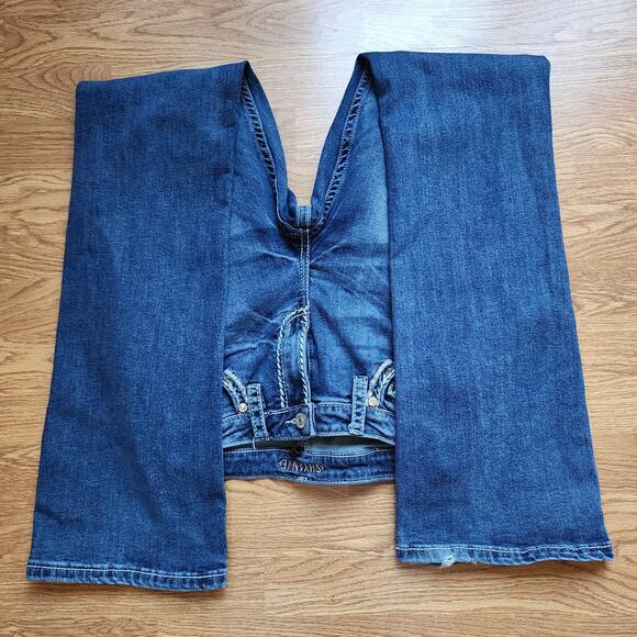 Shyanne Jeans Womens Size 31 Reg Blue Denim Bootcut Embroidered Embellished - Picture 8 of 11